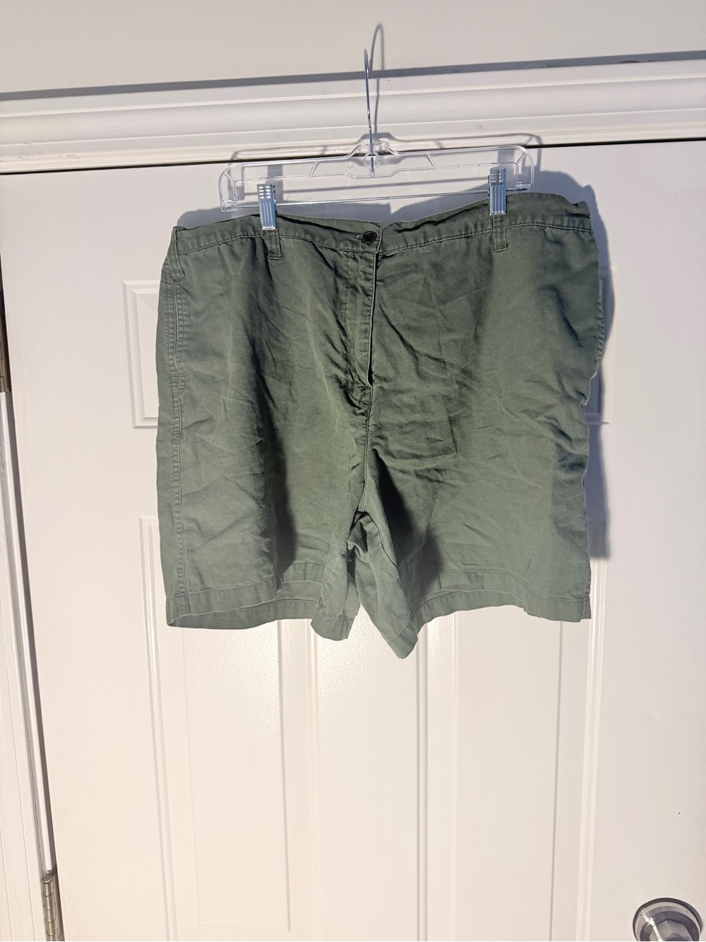 Women's Olive‎ Green Casual Shorts. Cotton Ramie. Sz 20W